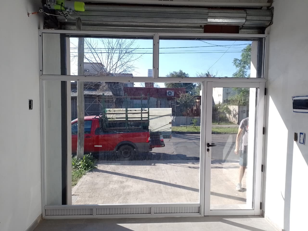 Frente de local 4